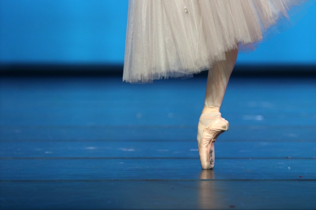 バレエラボ Ballet Labo 現役バレリーナによる 知れる 学べる 買える が全てかなう総合サイト